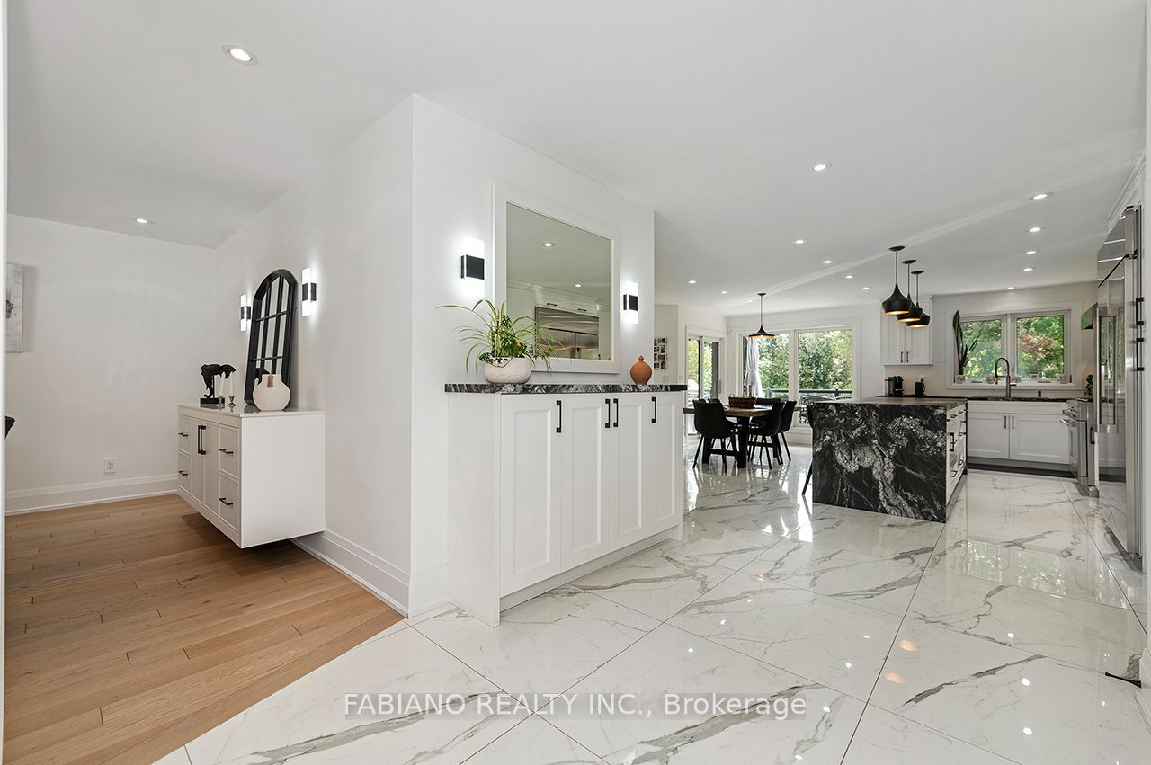 4767 14th Line Property Photo 6