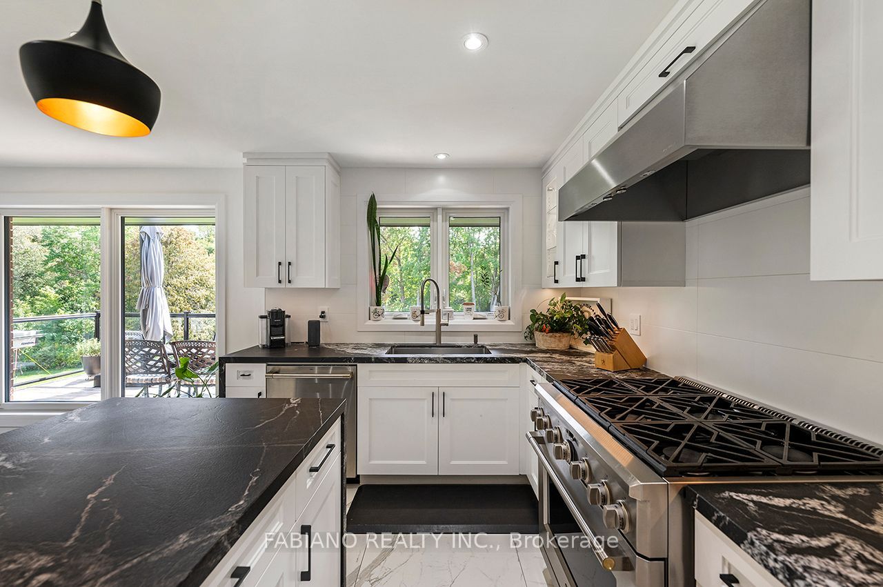 4767 14th Line Property Photo 14