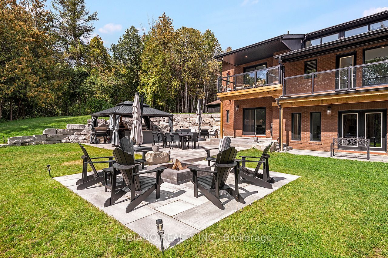 4767 14th Line Property Photo 41