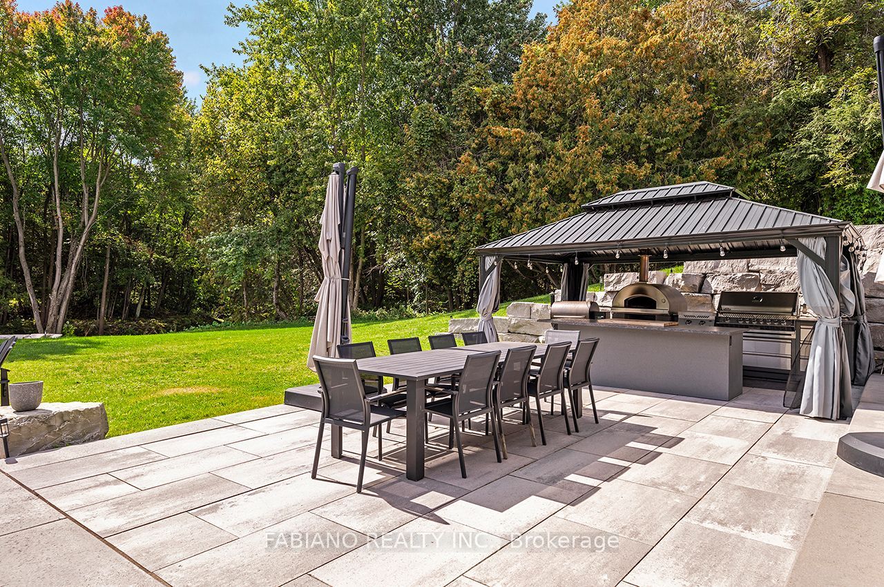 4767 14th Line Property Photo 43