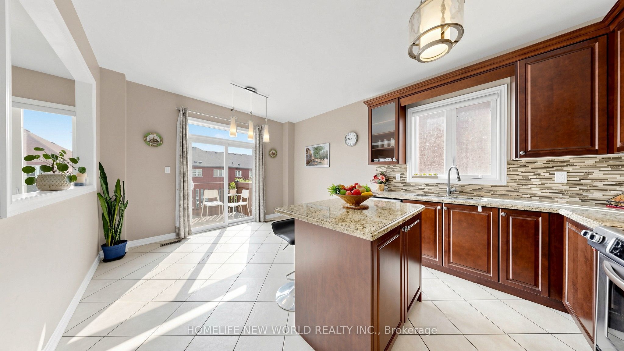 663 Peter Rupert Avenue Property Photo 7