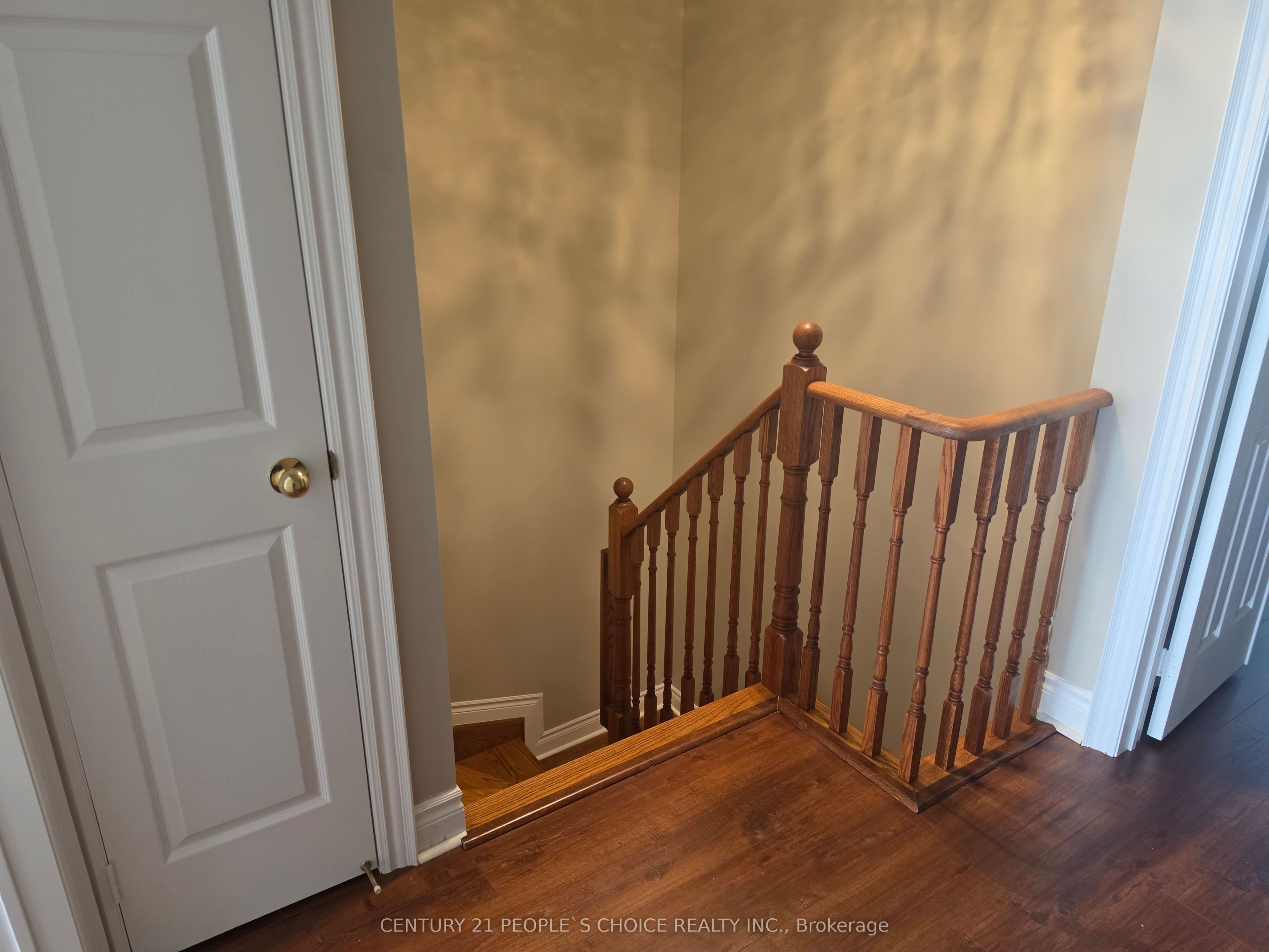 320 Ravineview Drive 3 Property Photo 15