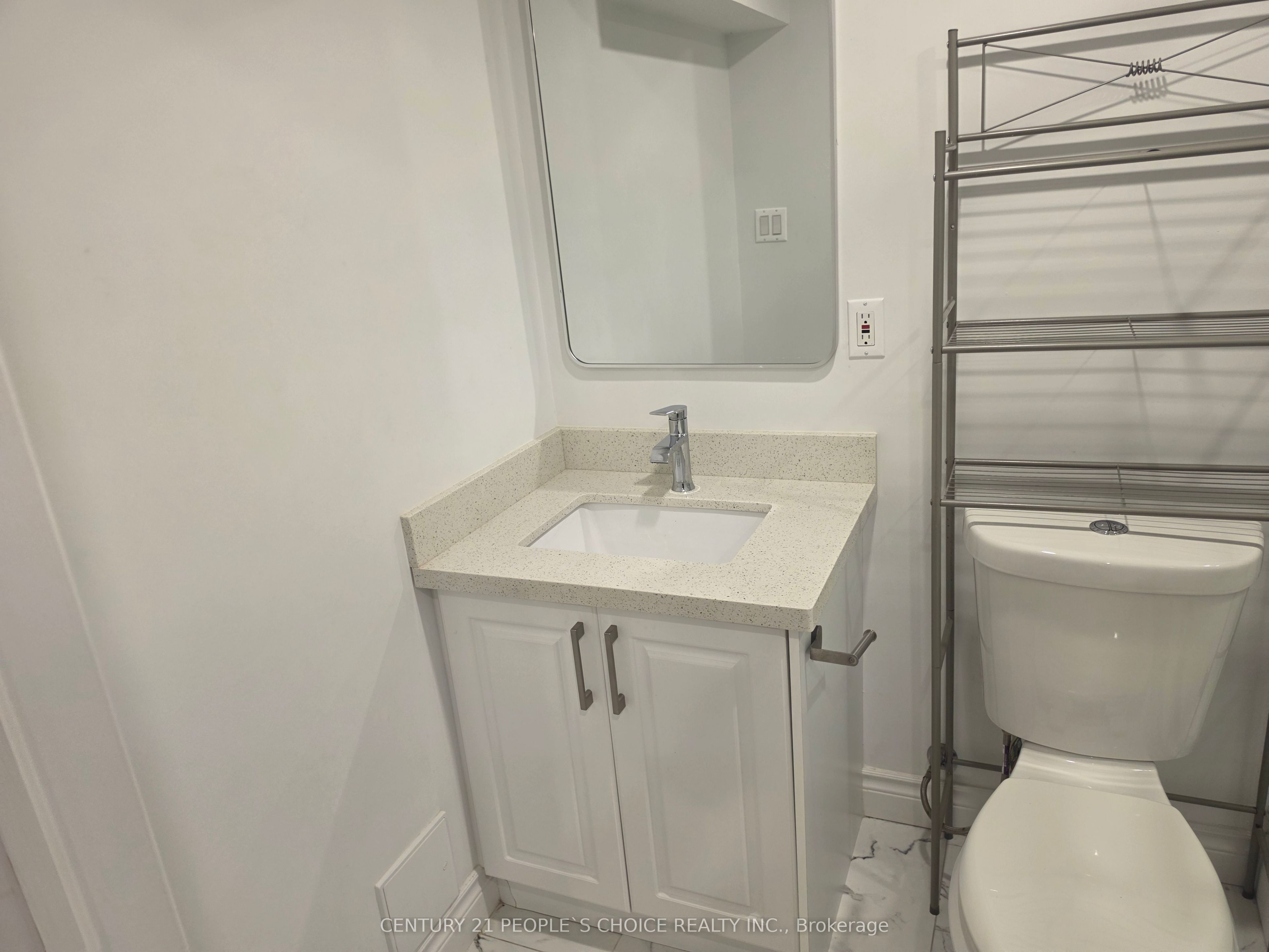 320 Ravineview Drive 3 Property Photo 21