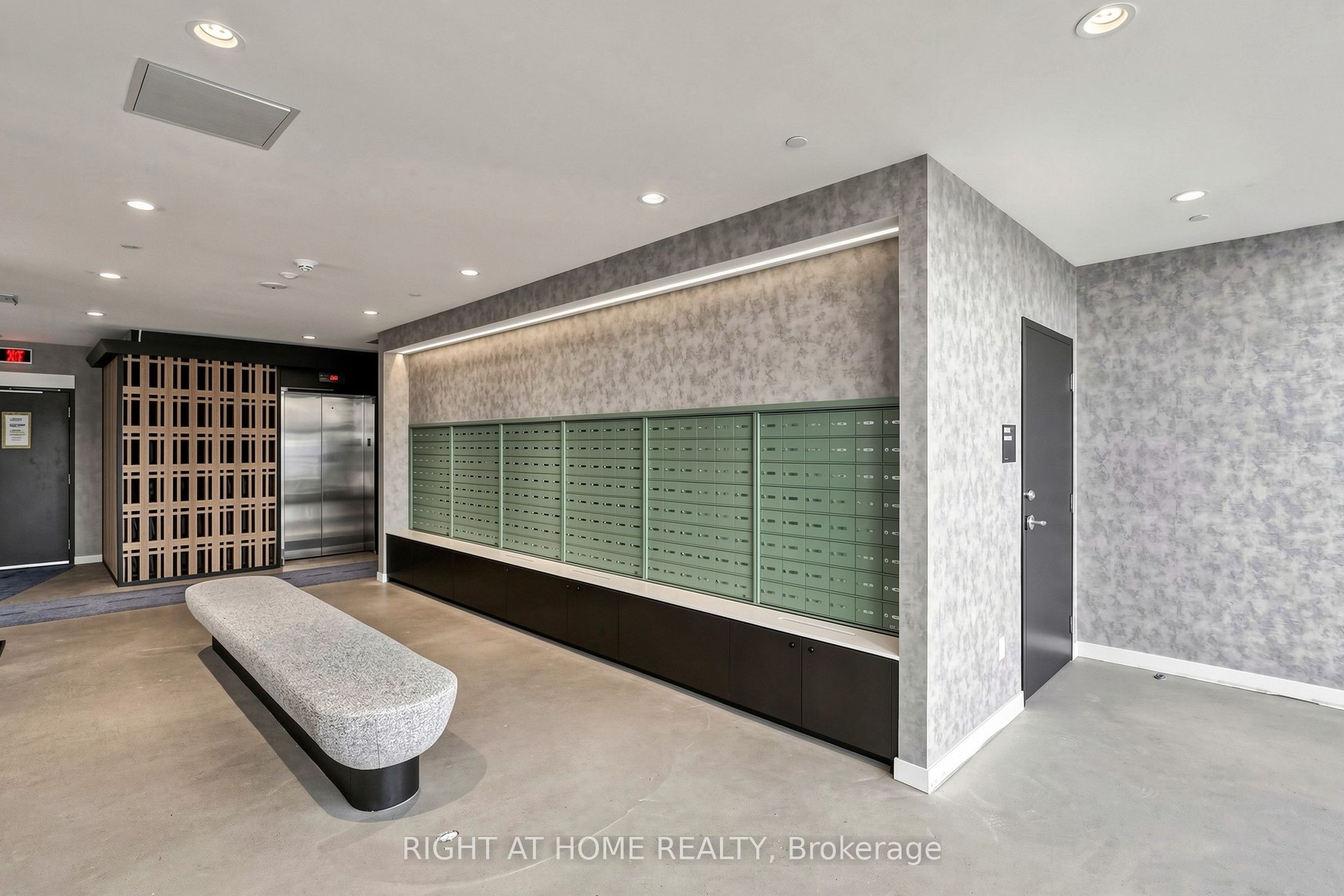 474 Caldari Road 909 Property Photo 5
