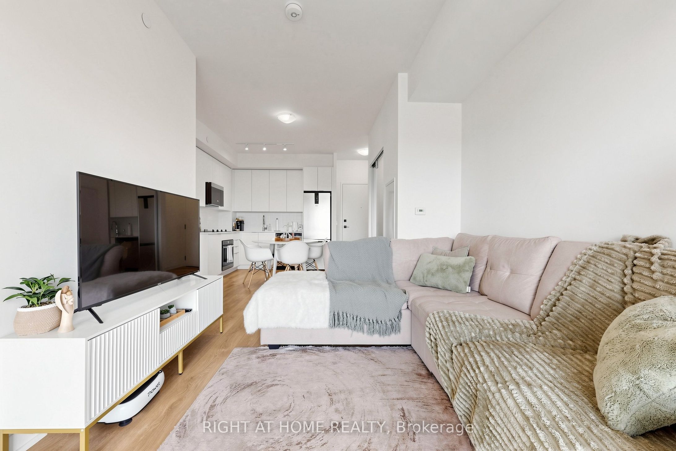 474 Caldari Road 909 Property Photo 11