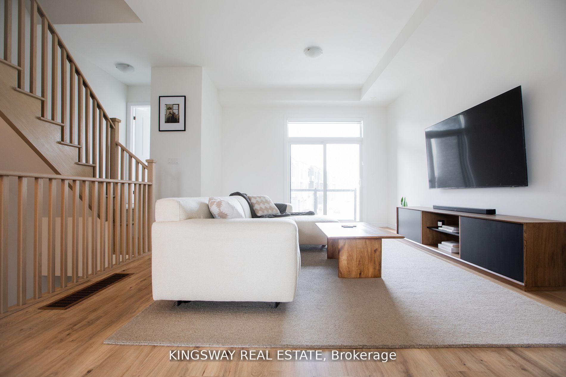 27 Paradox Street Property Photo 4