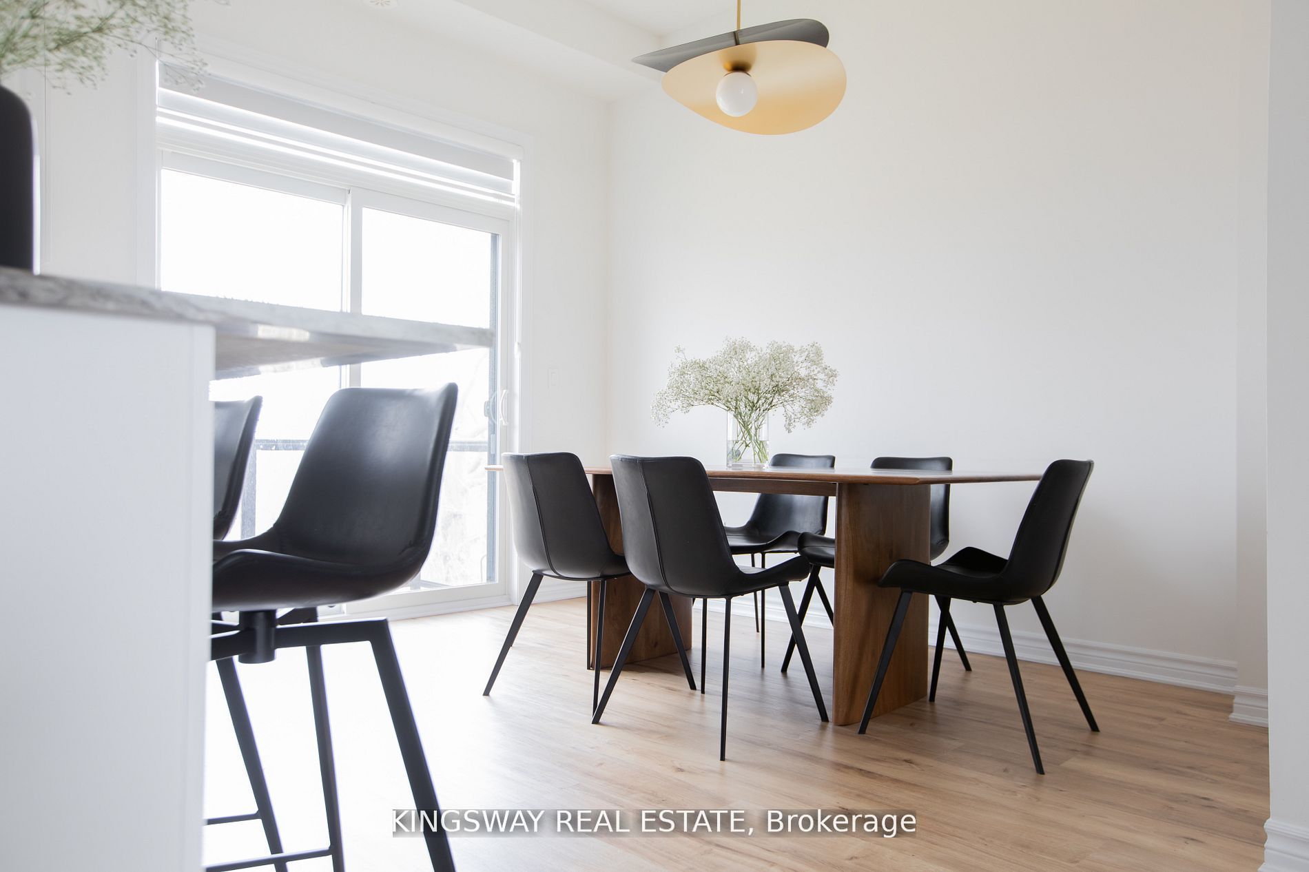 27 Paradox Street Property Photo 10