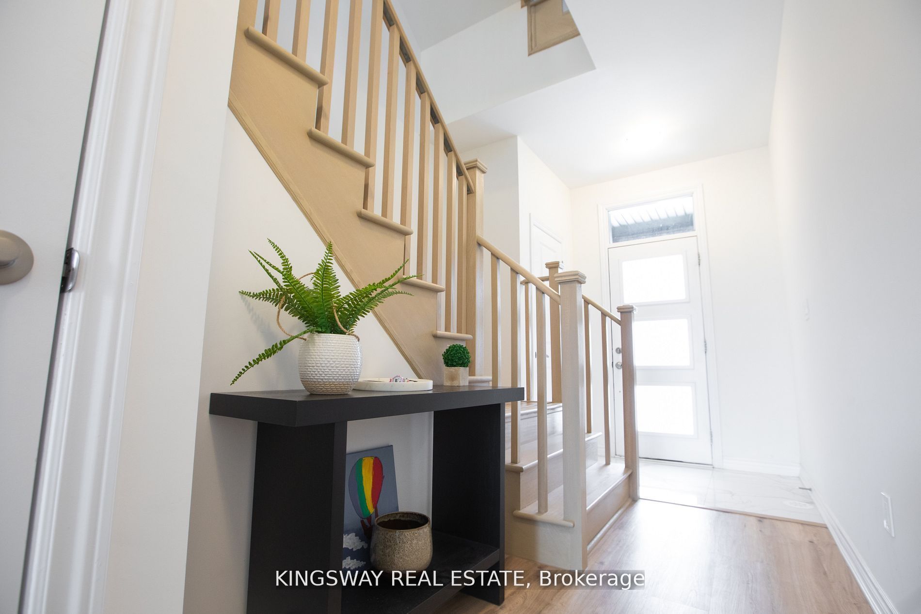 27 Paradox Street Property Photo 13