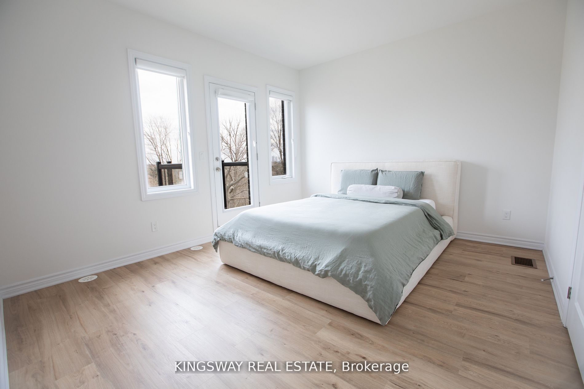 27 Paradox Street Property Photo 15