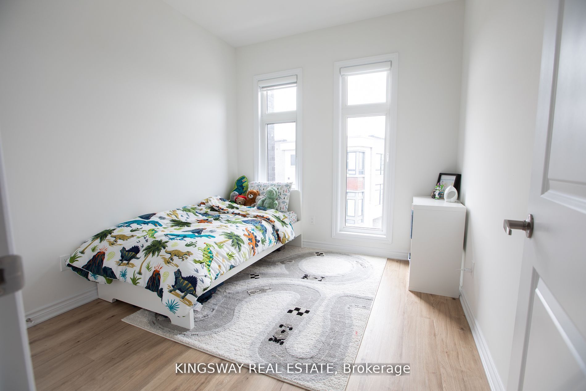 27 Paradox Street Property Photo 19