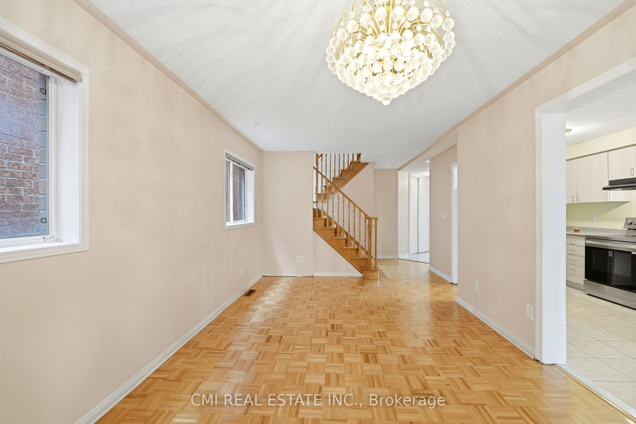 8555 Martin Grove Road Property Photo 5
