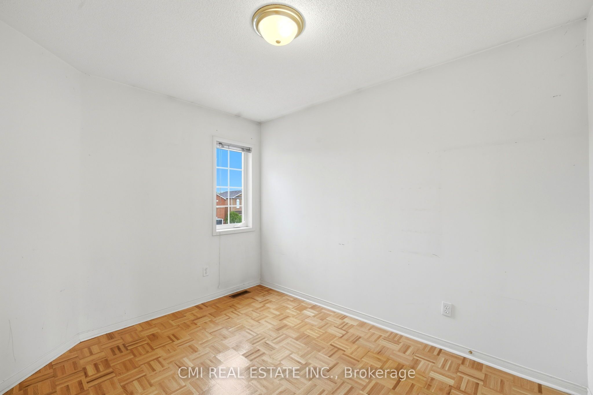 8555 Martin Grove Road Property Photo 21