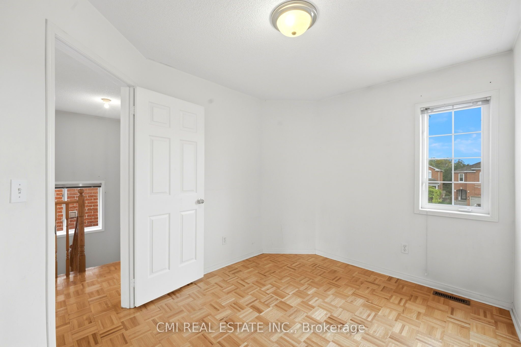 8555 Martin Grove Road Property Photo 23