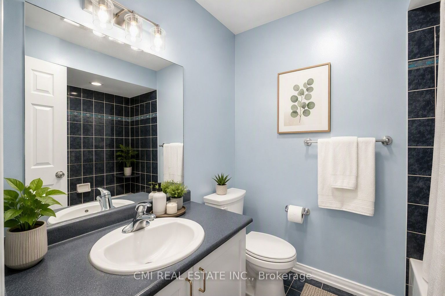 8555 Martin Grove Road Property Photo 31
