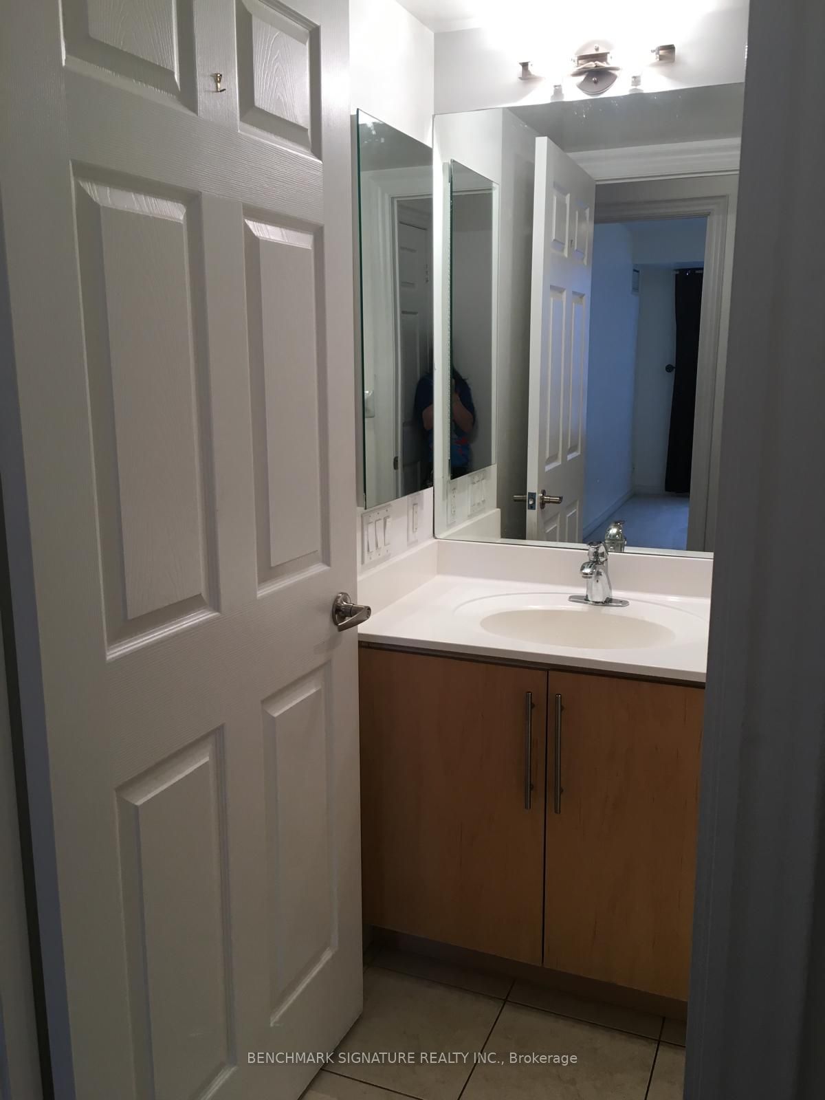 33 Cox Boulevard 506 Property Photo 10