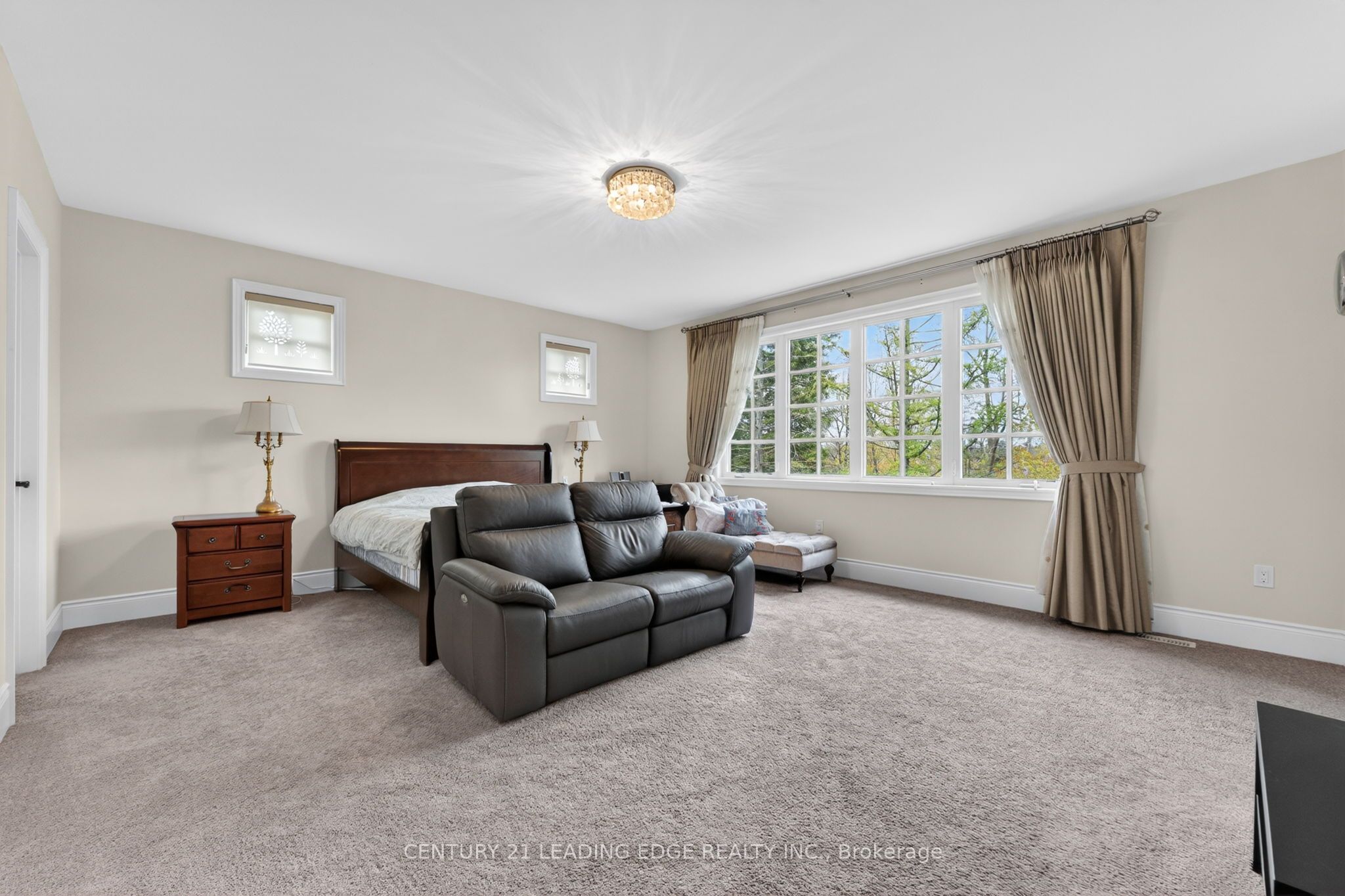 33 Stollery Pond Crescent Property Photo 24