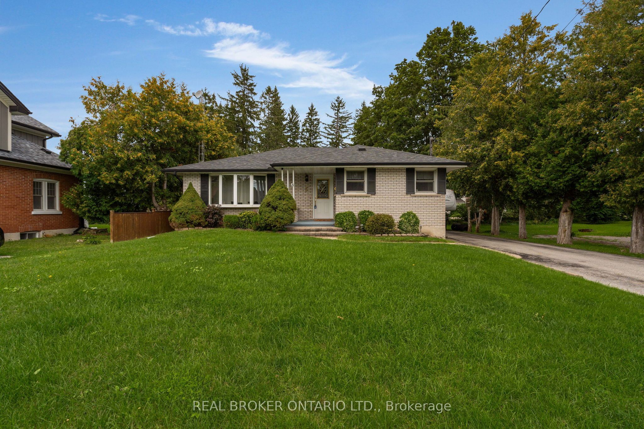 3 Robert Street Property Photo 1