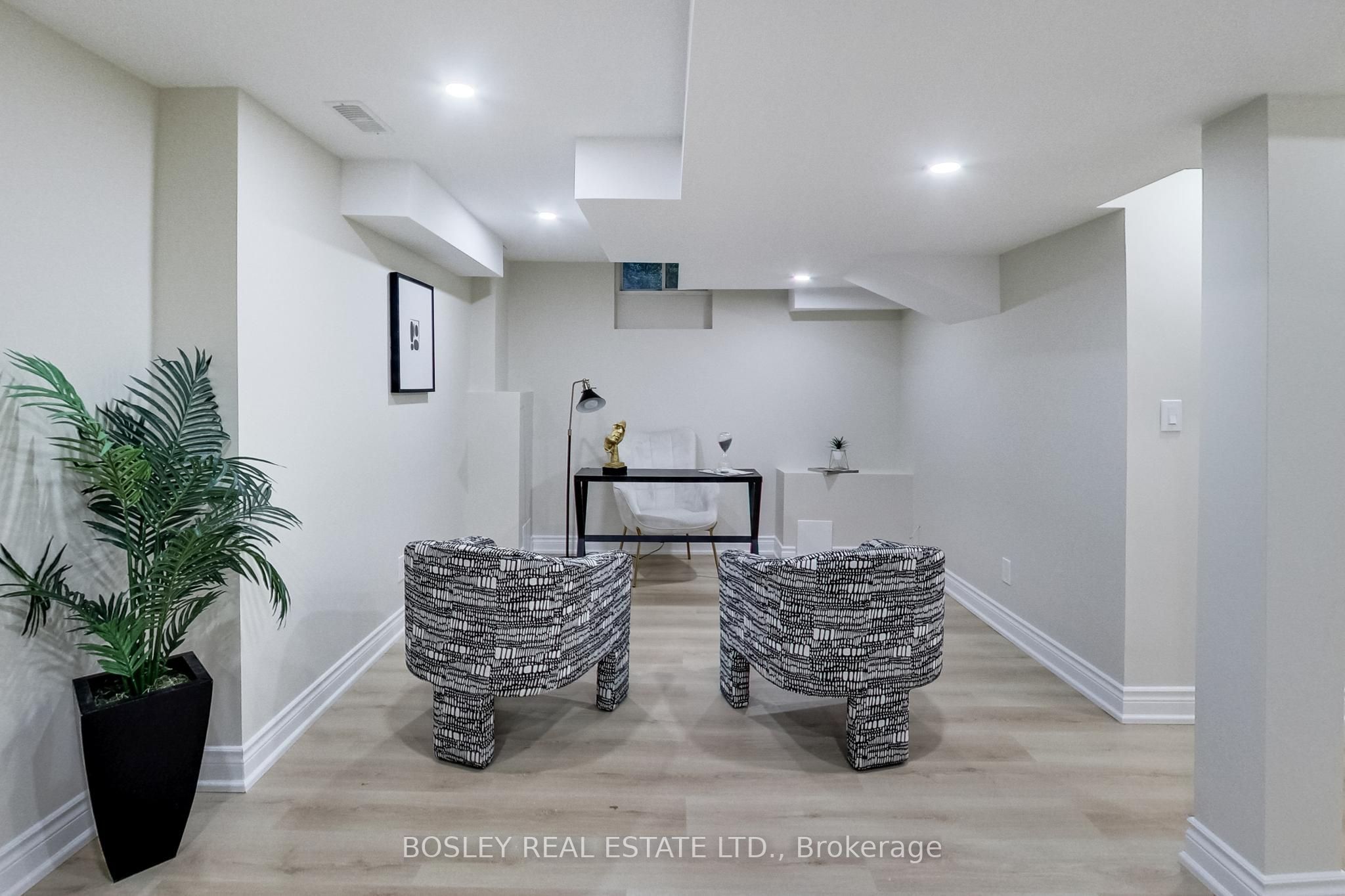 20 Trish Drive Property Photo 32