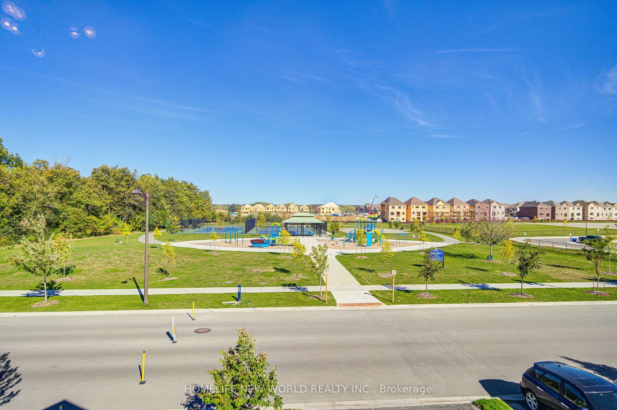 404 Baker Hill Boulevard Property Photo 4