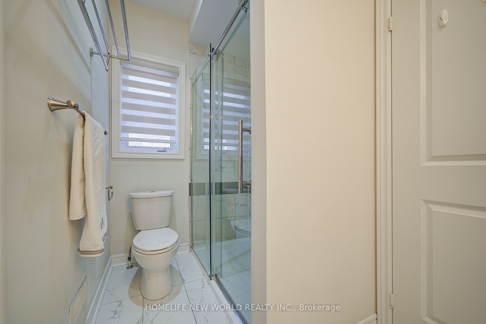 404 Baker Hill Boulevard Property Photo 34