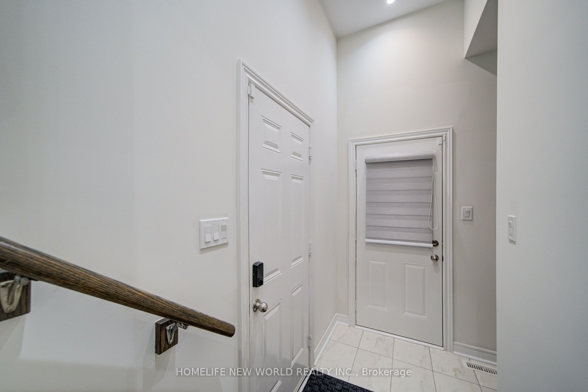 404 Baker Hill Boulevard Property Photo 38