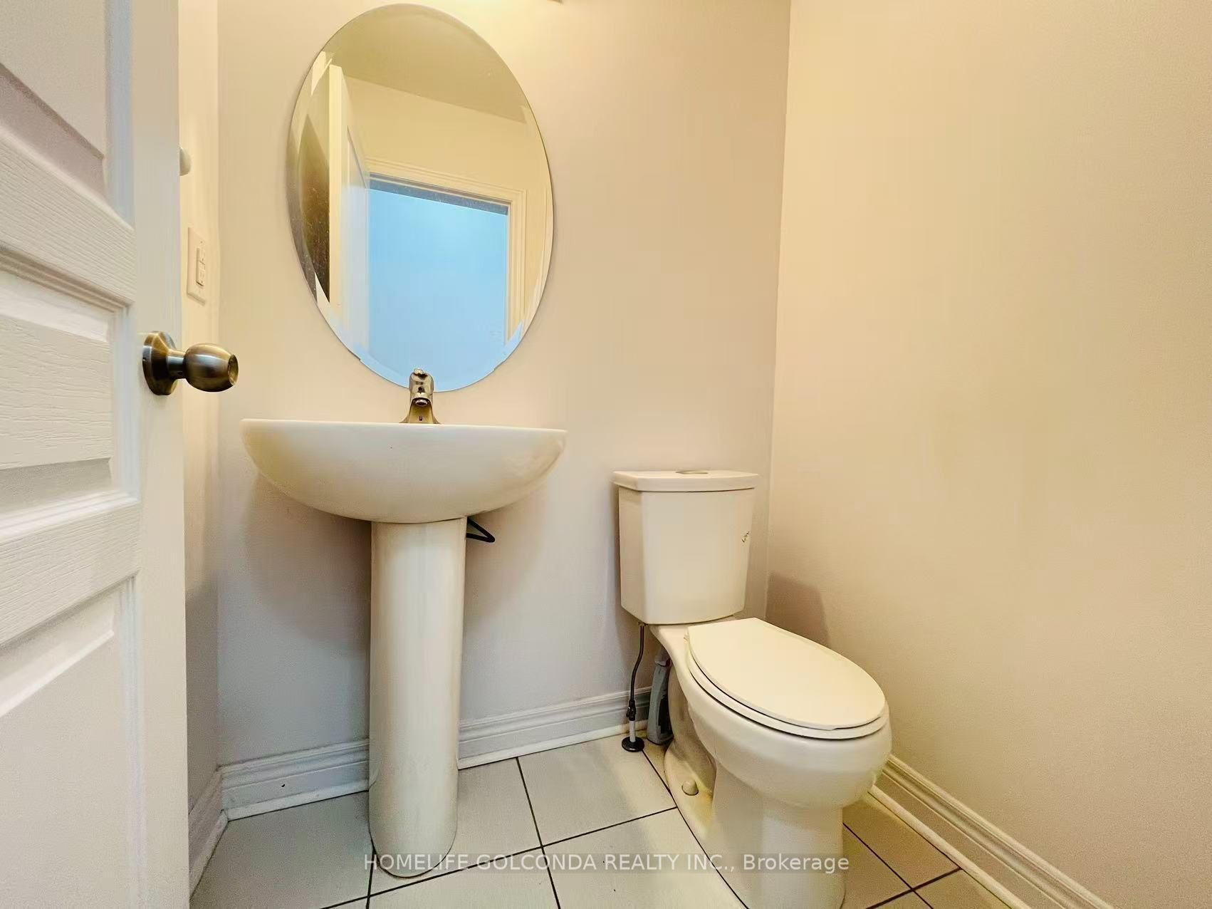 19 Homer Crescent Property Photo 6