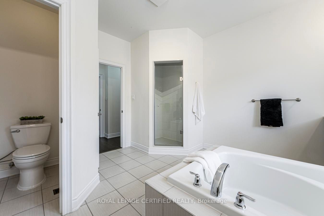 41 Danby Street Property Photo 24
