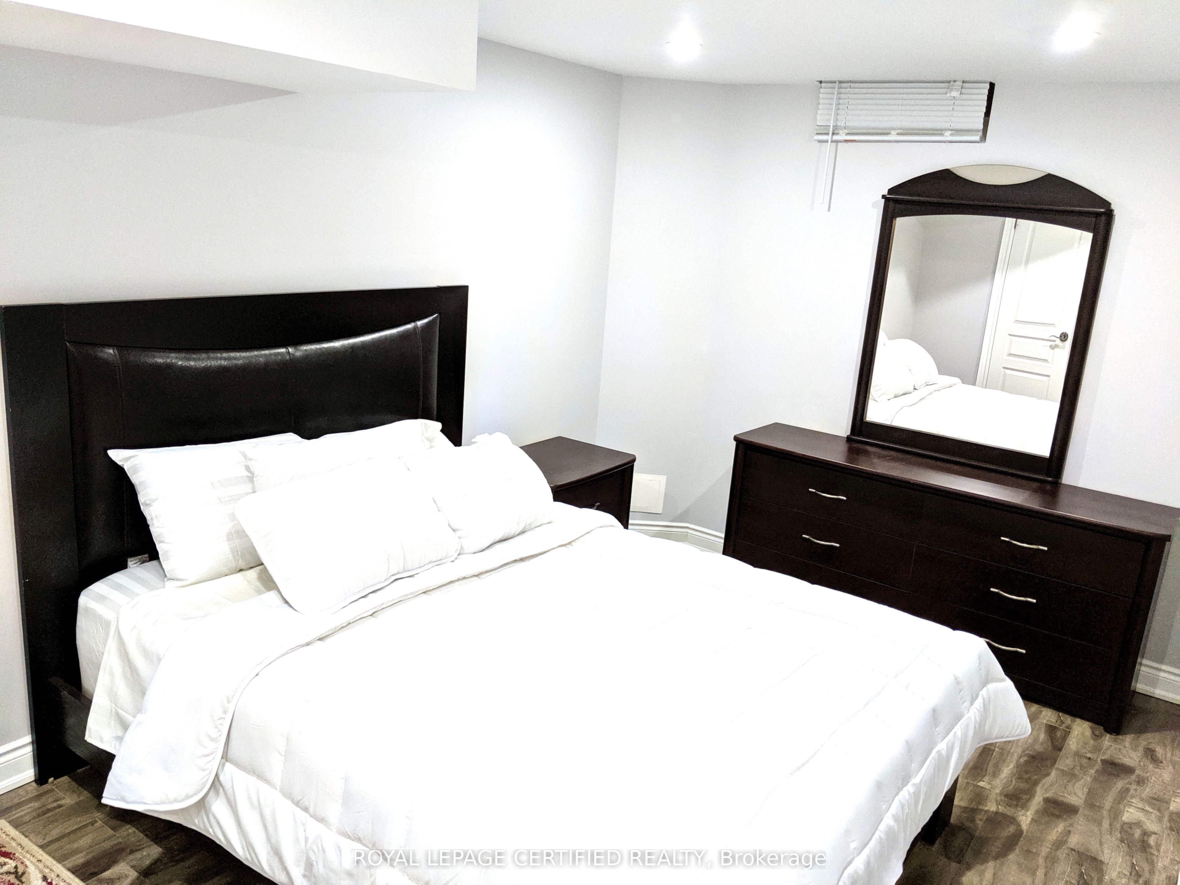 41 Danby Street Property Photo 42