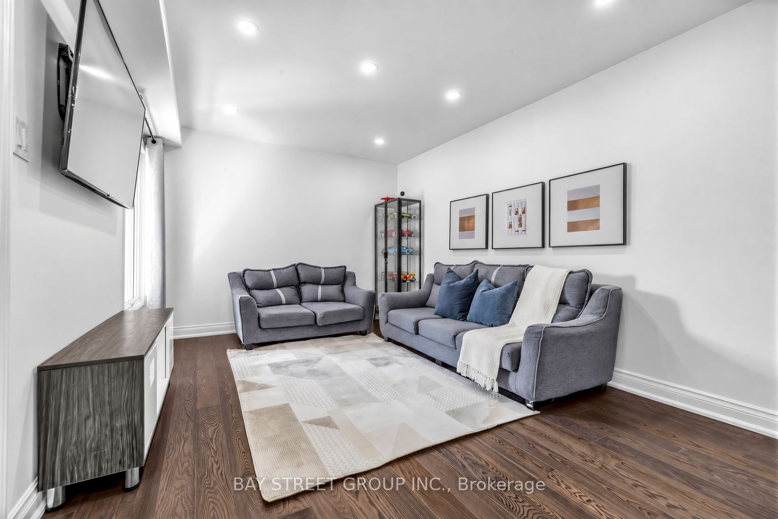 20 Harness Circle Property Photo 9