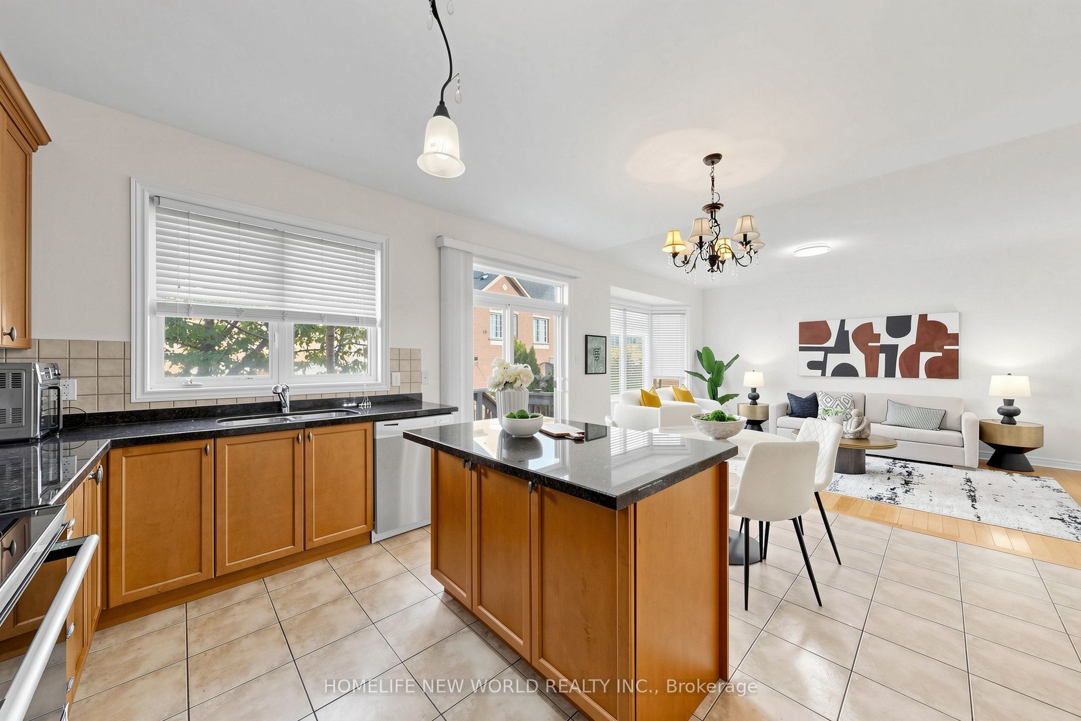 5 Rivington Avenue Property Photo 18
