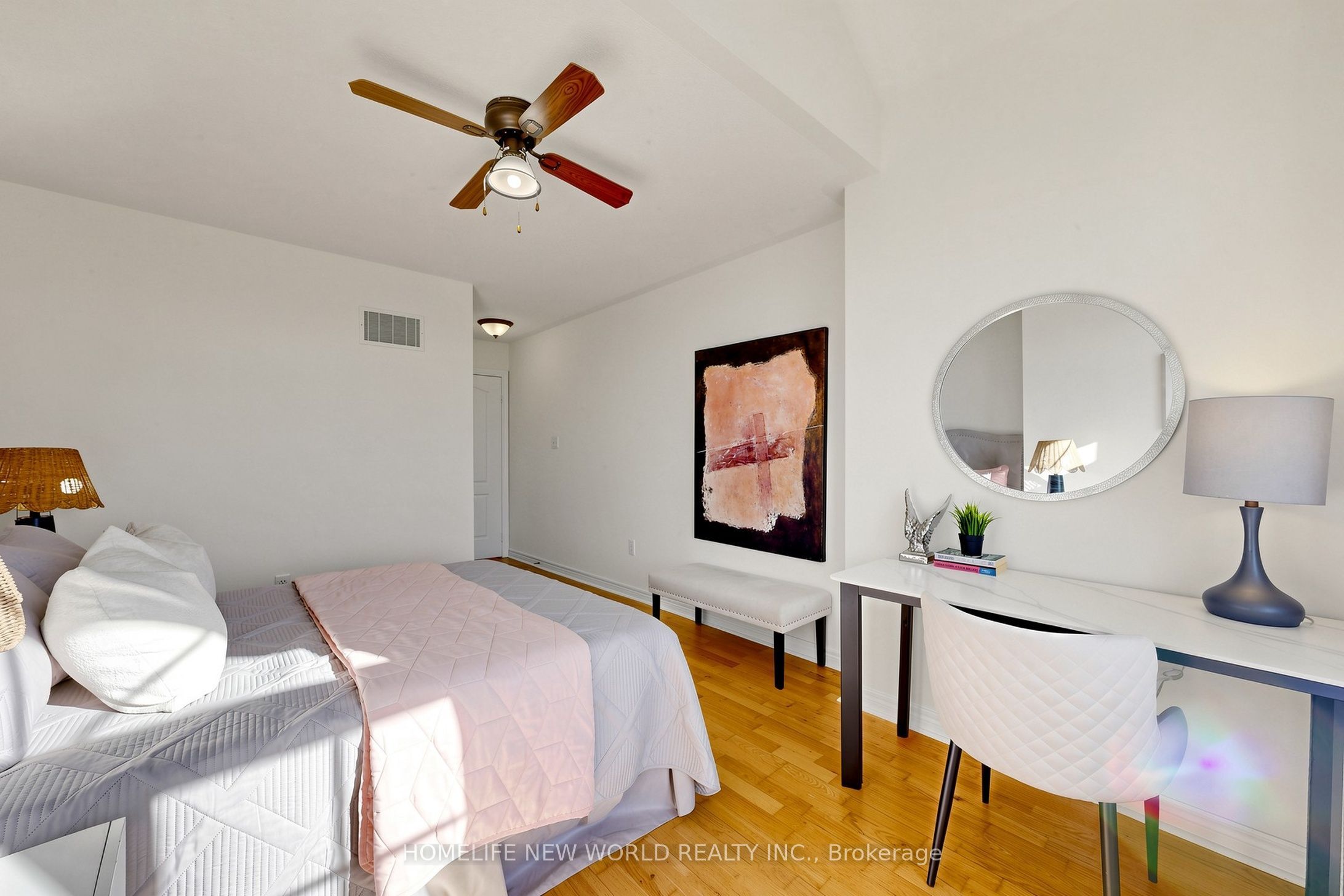 5 Rivington Avenue Property Photo 37