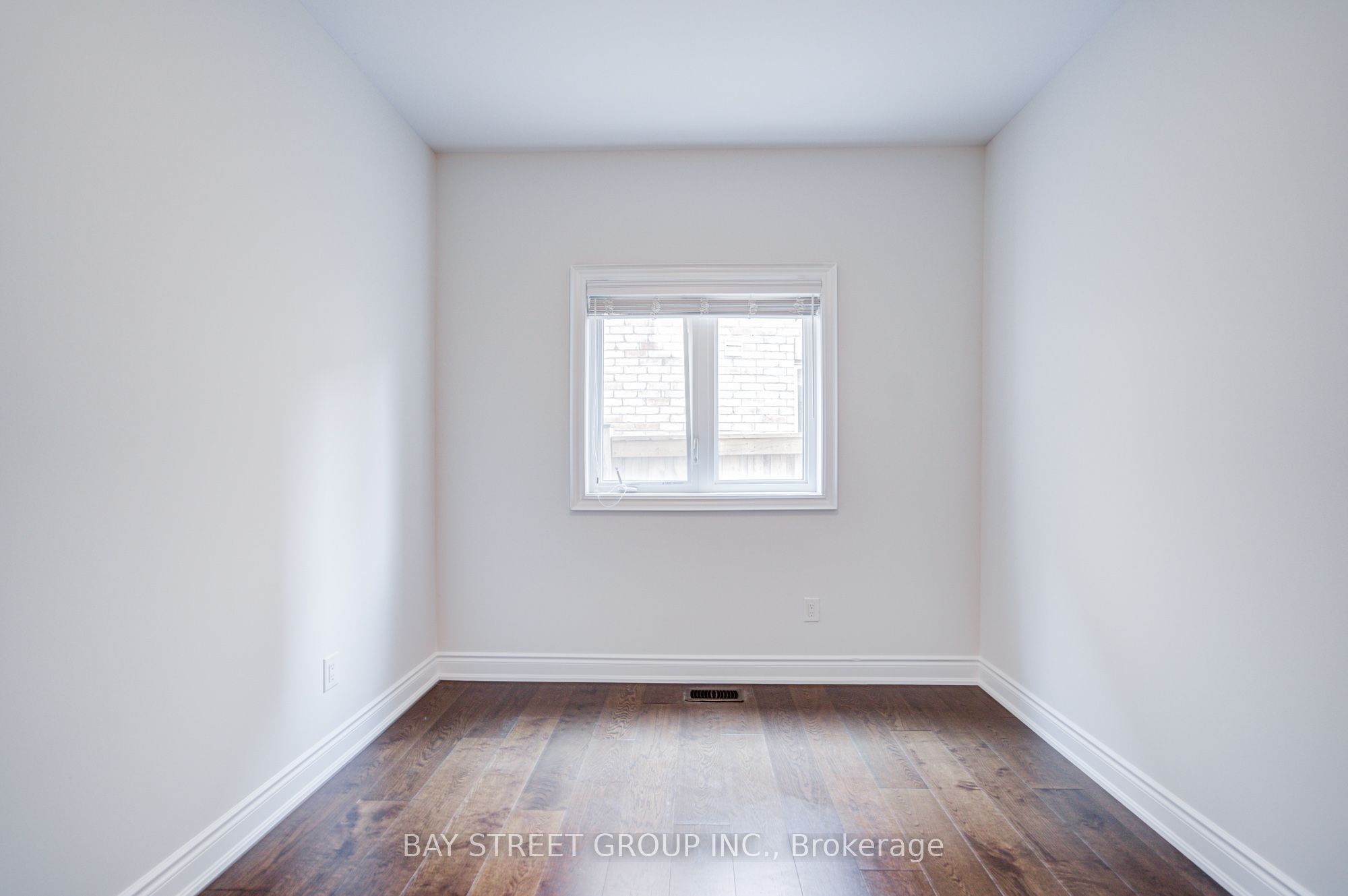 614 Baker Hill Boulevard Property Photo 8