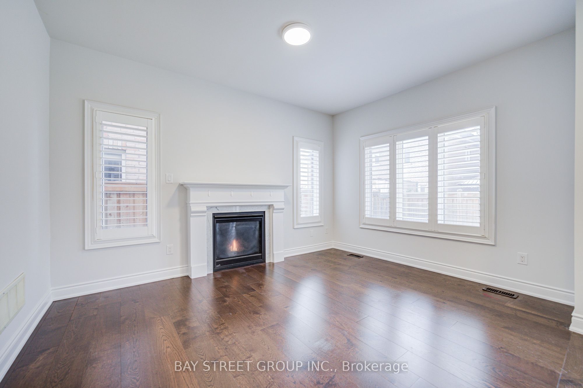 614 Baker Hill Boulevard Property Photo 12