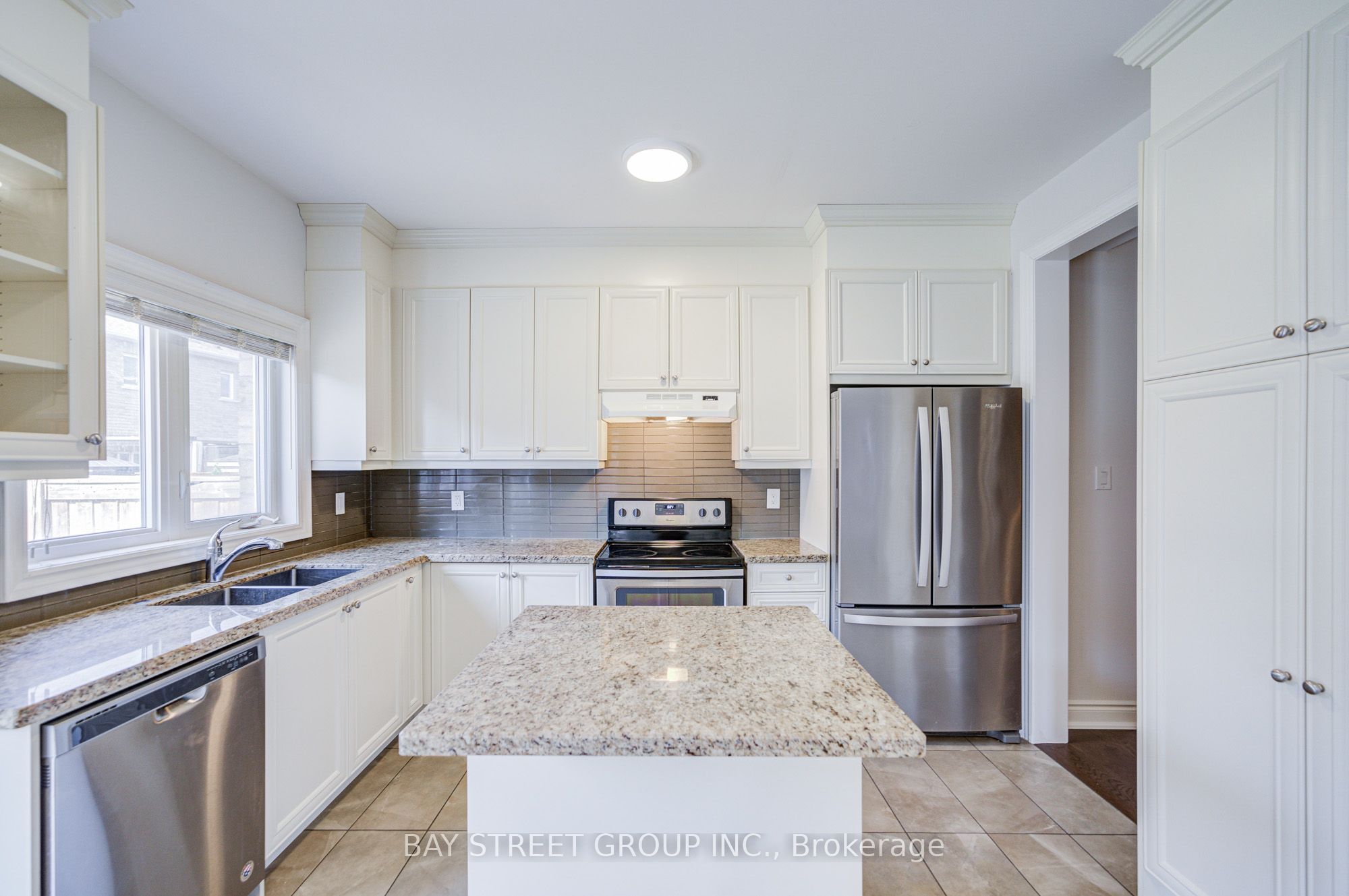 614 Baker Hill Boulevard Property Photo 21
