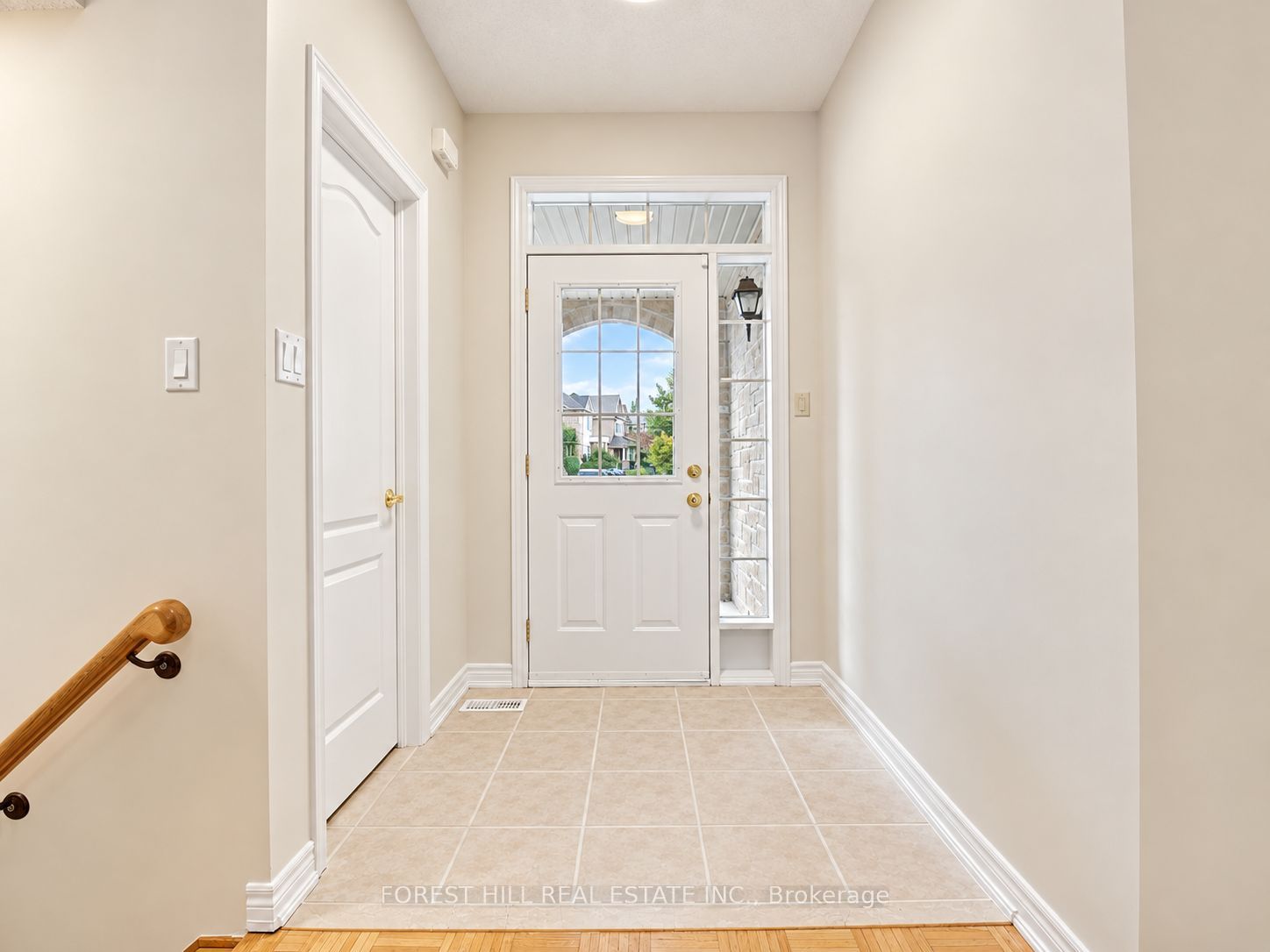 47 Loire Valley Avenue Property Photo 4