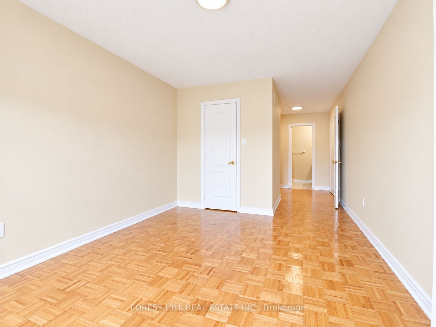 47 Loire Valley Avenue Property Photo 12