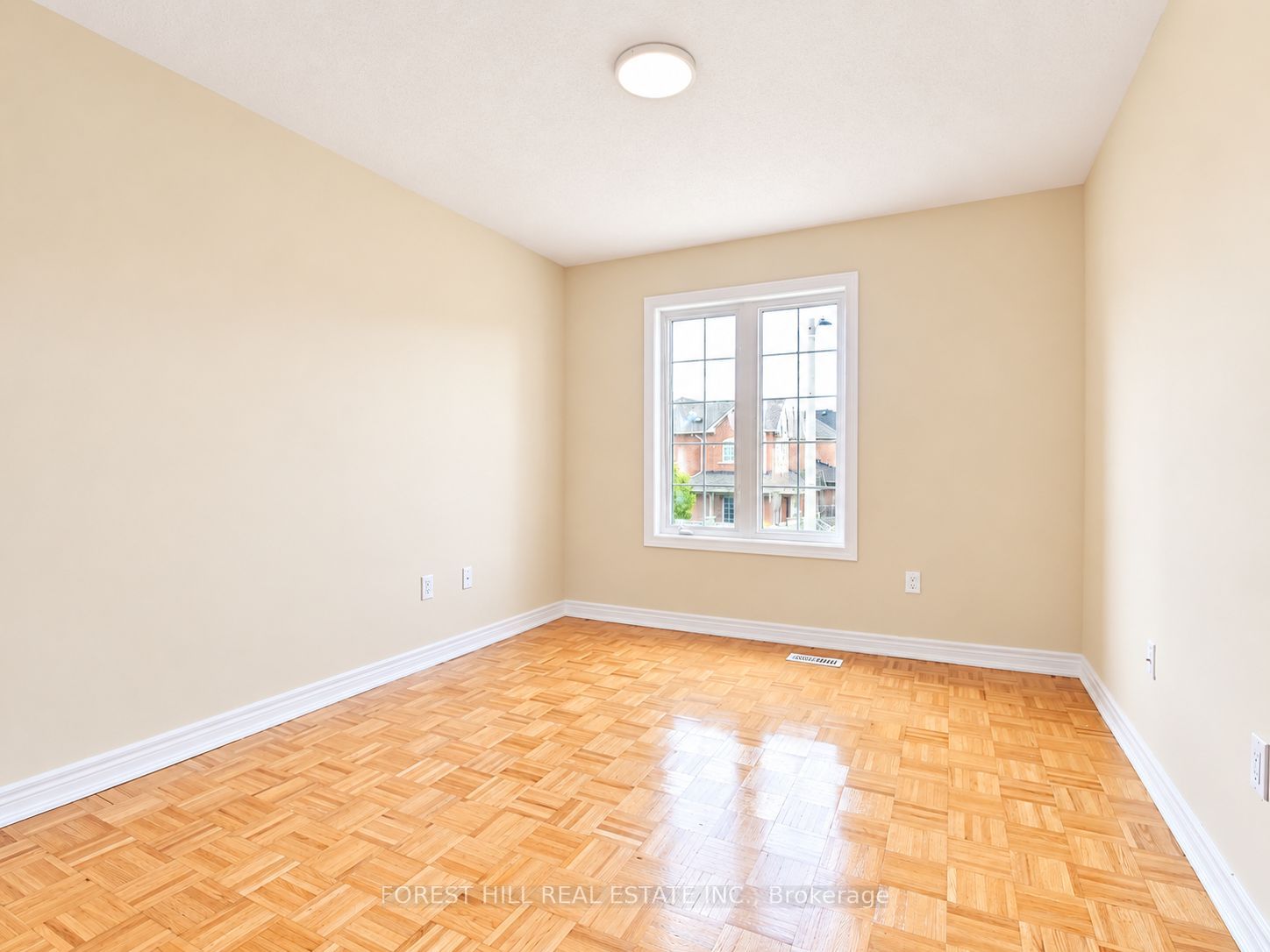 47 Loire Valley Avenue Property Photo 15