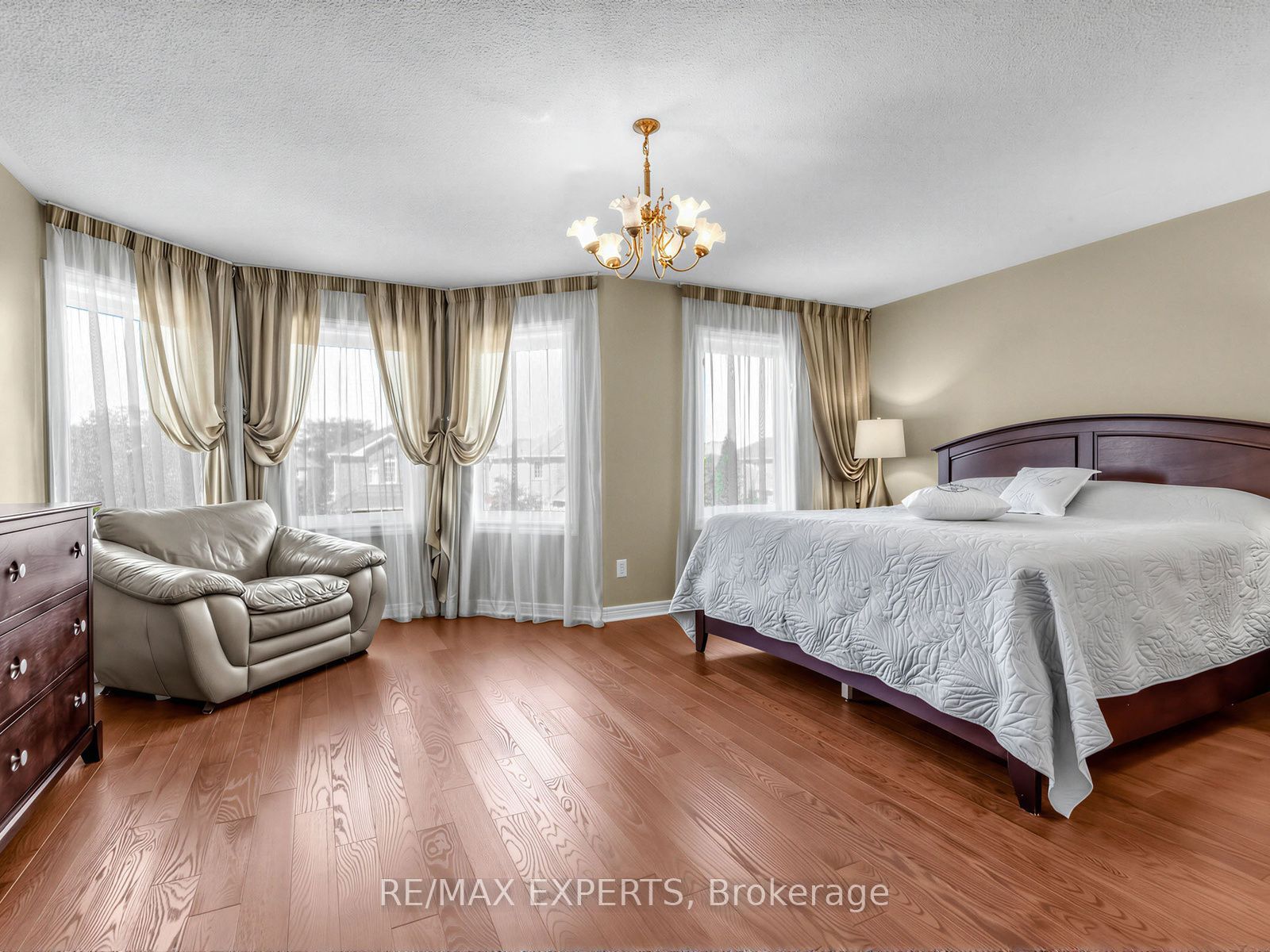 113 Sonoma Boulevard Property Photo 15