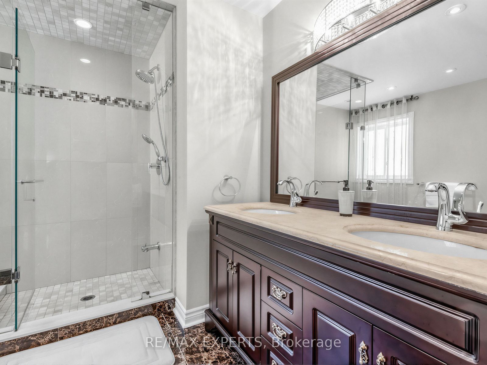 113 Sonoma Boulevard Property Photo 17