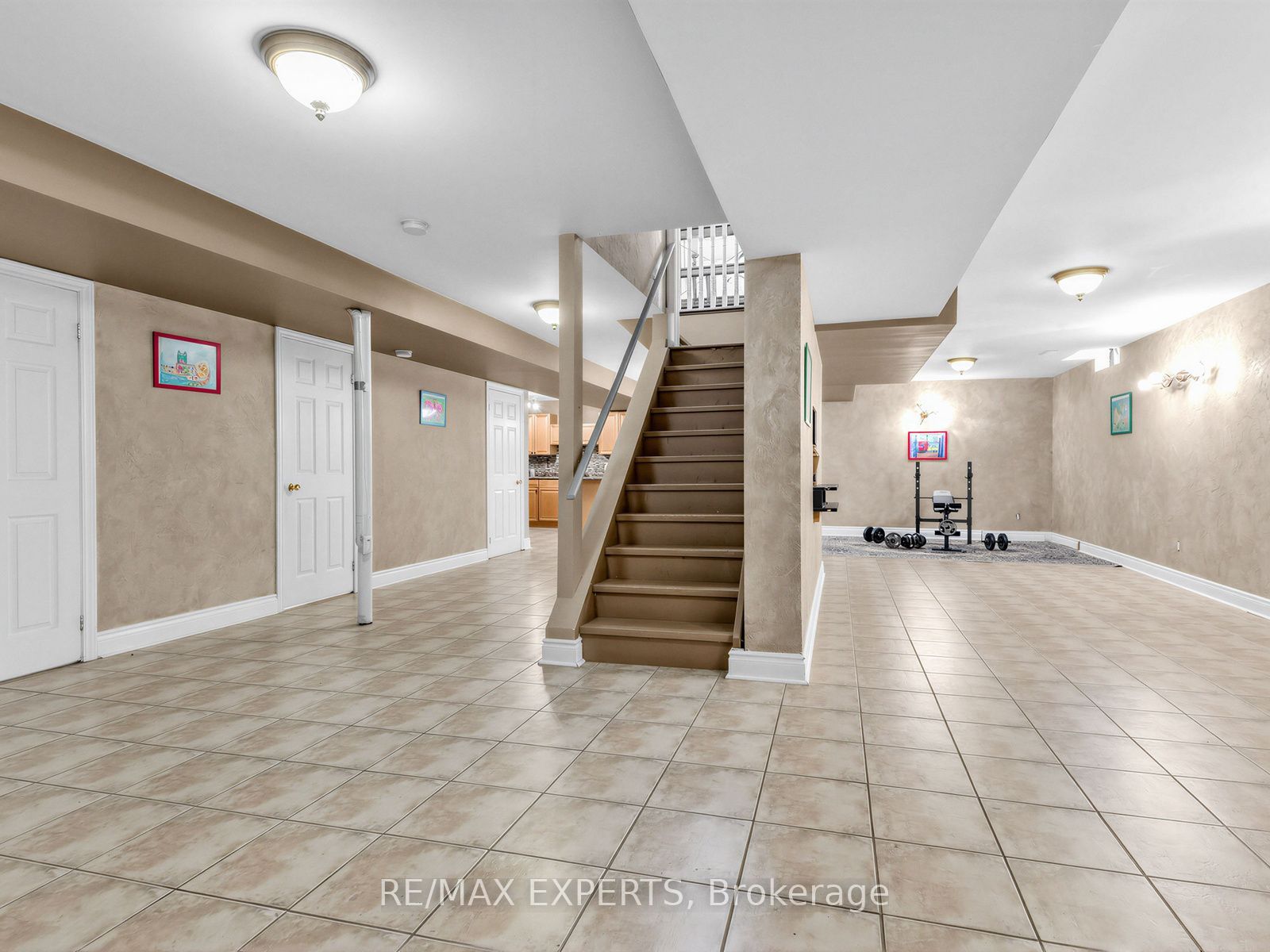 113 Sonoma Boulevard Property Photo 22