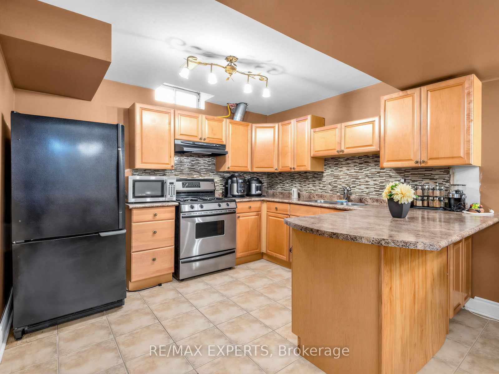 113 Sonoma Boulevard Property Photo 24