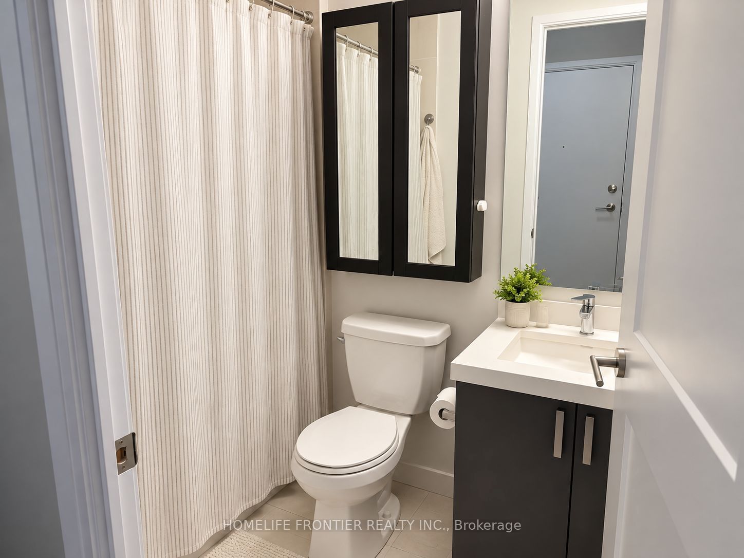 7895 Jane Street 2504 Property Photo 8