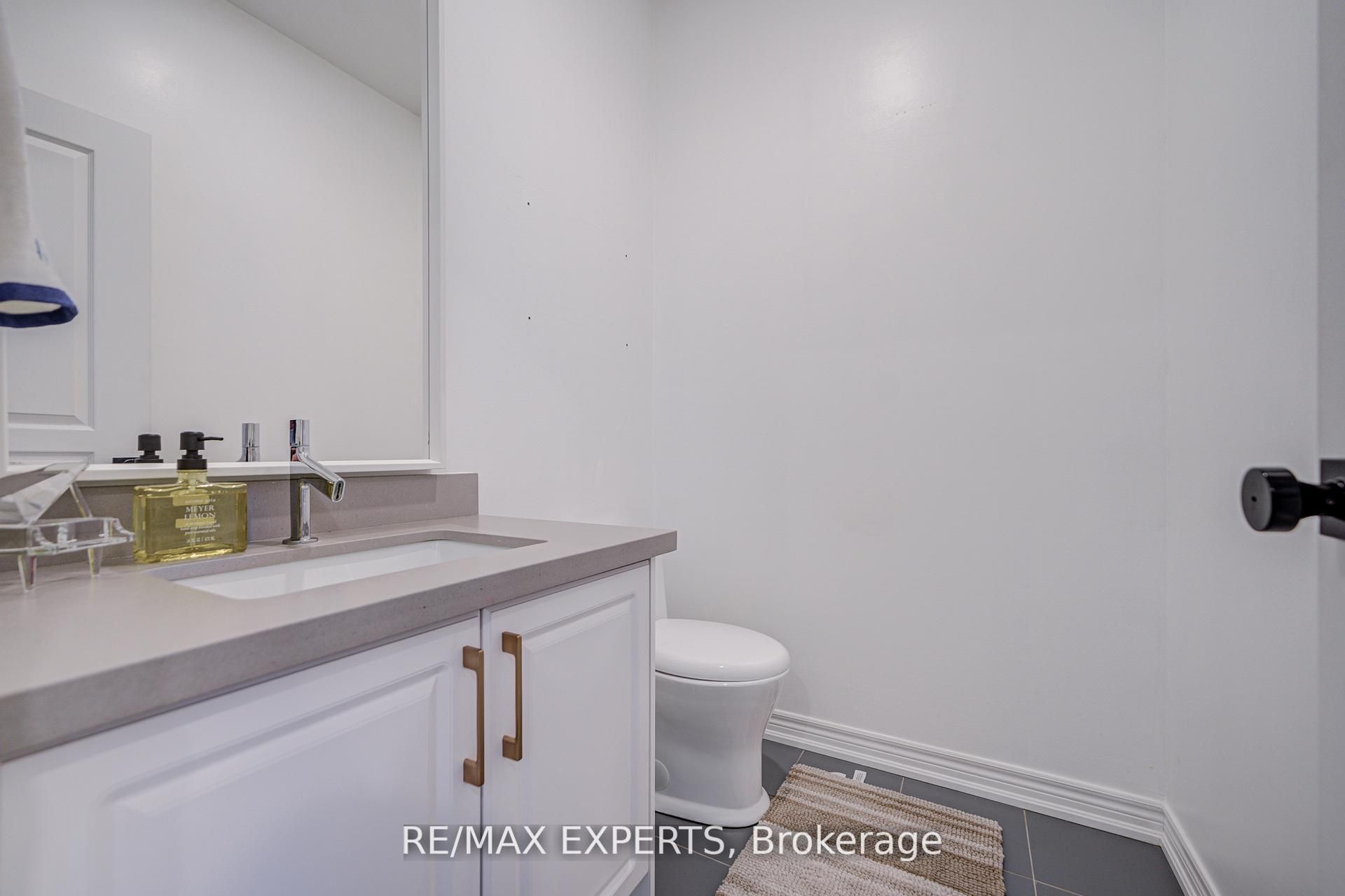 32 Walter Proctor Road Property Photo 10