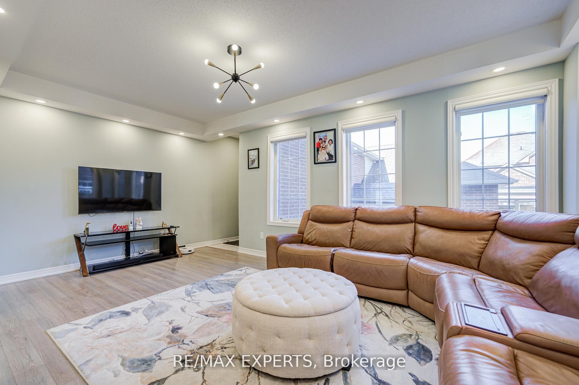 32 Walter Proctor Road Property Photo 19