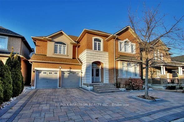 22 St Urbain Drive