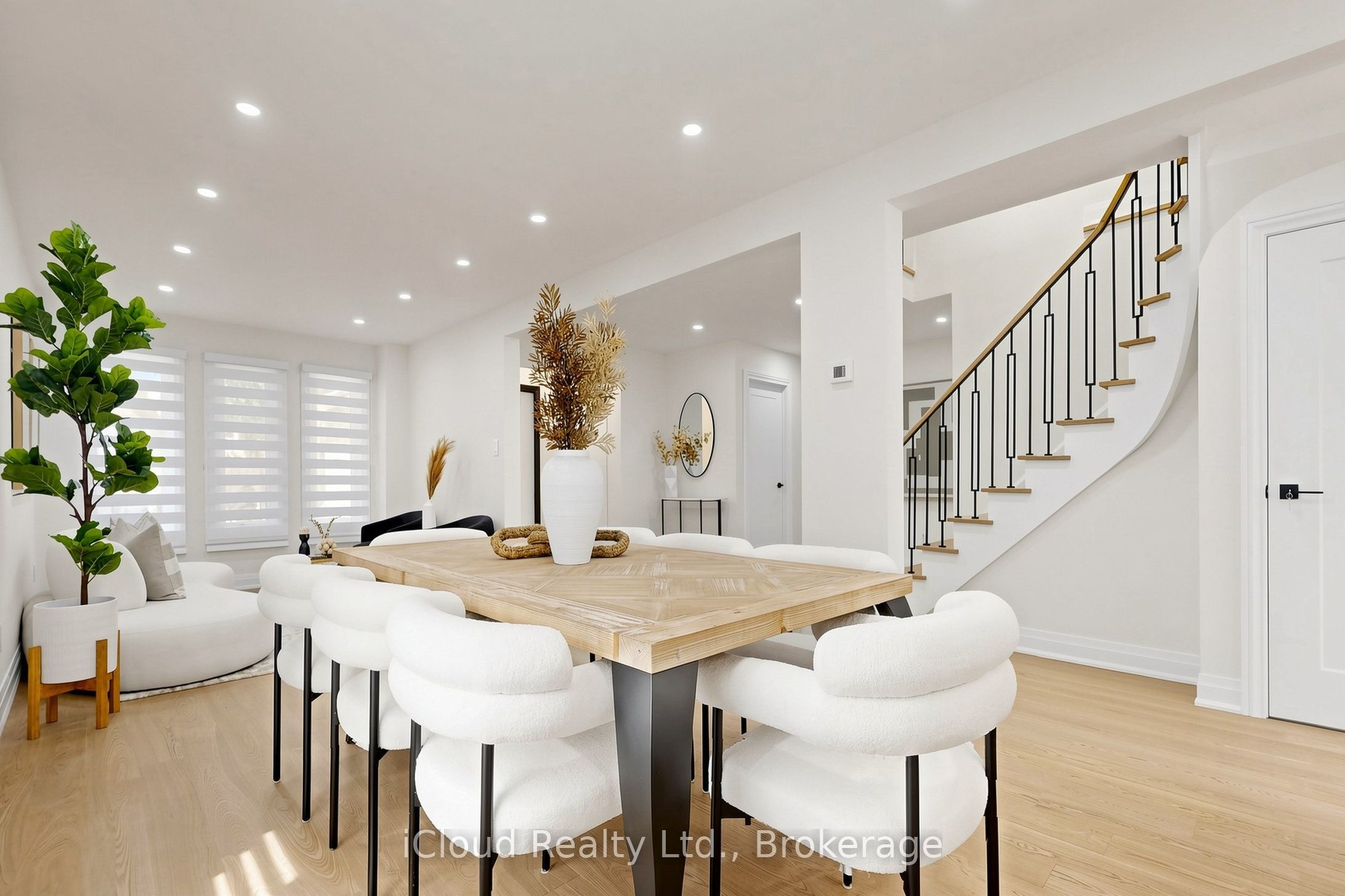 15 San Marko Place Property Photo 12
