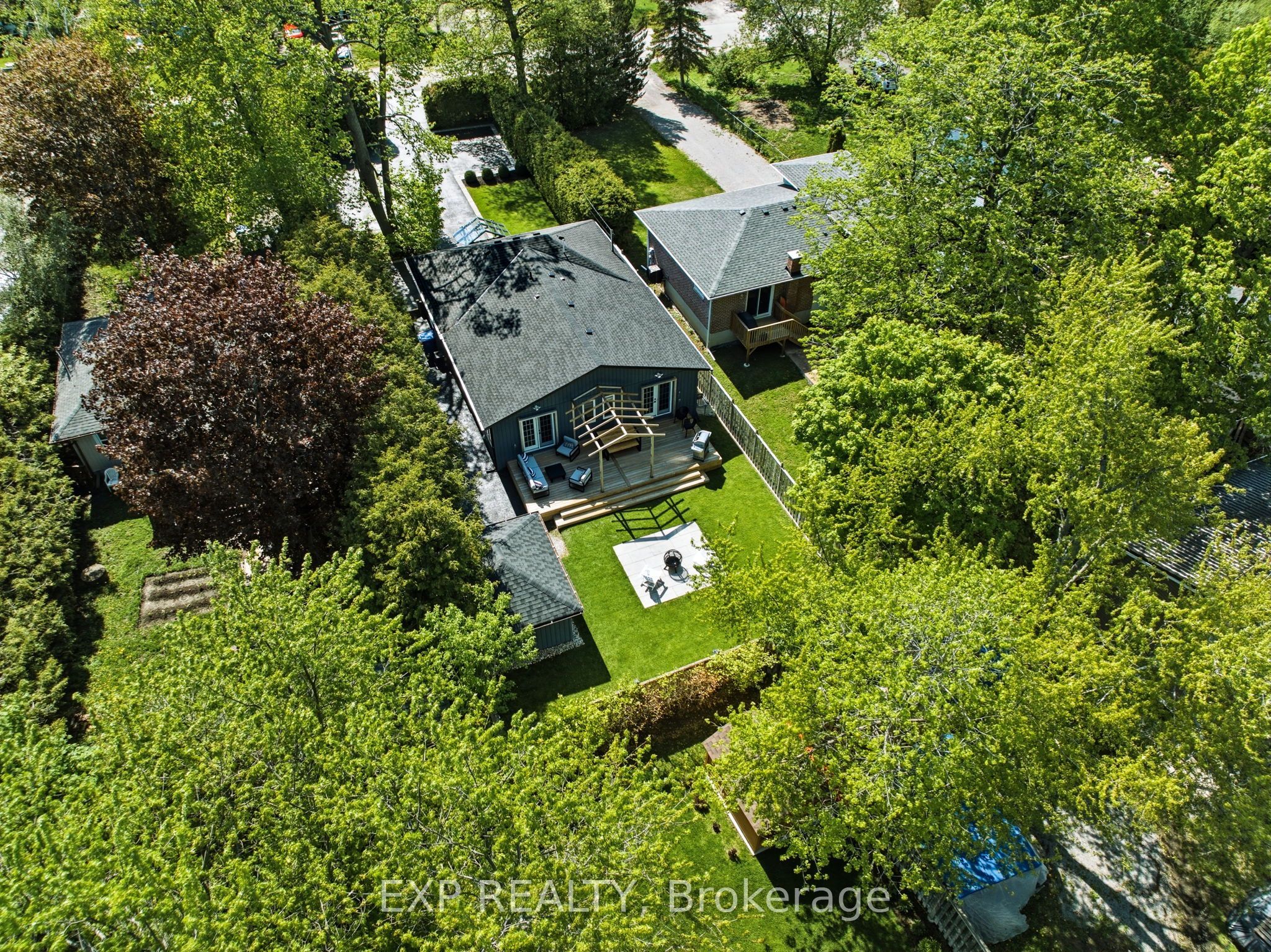 32 Farley Circle Property Photo 39