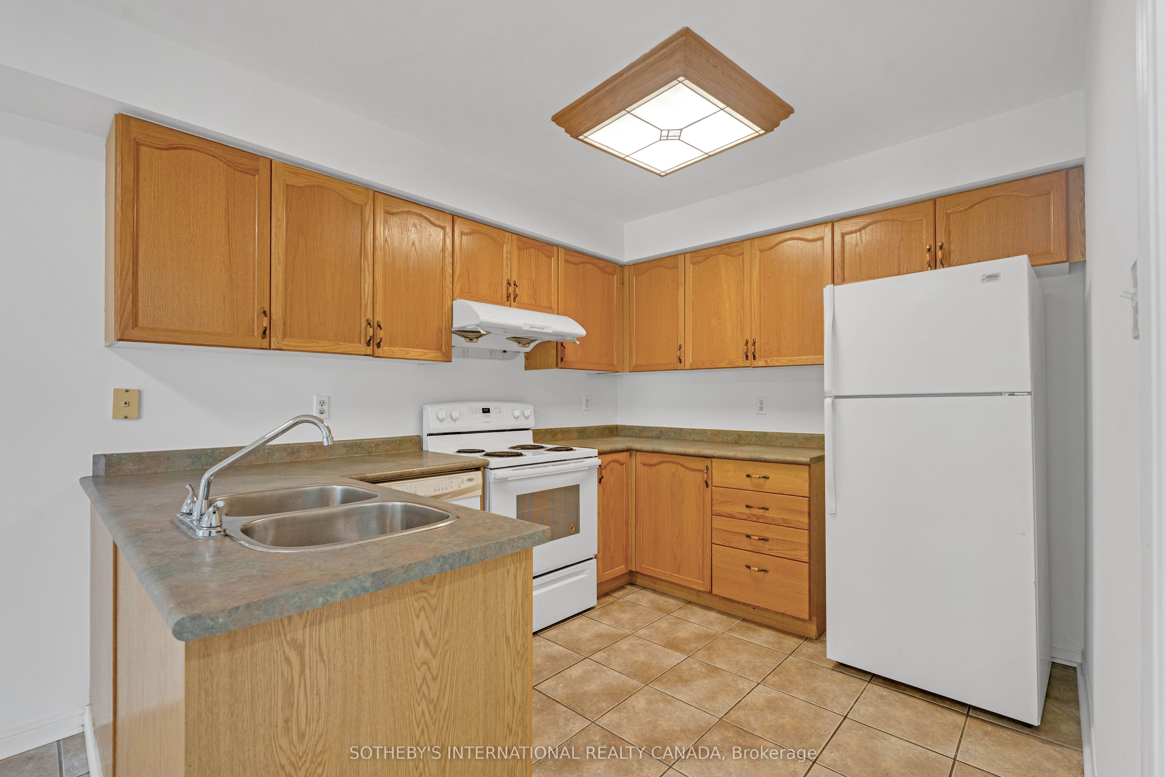 94 Formosa Drive Property Photo 3