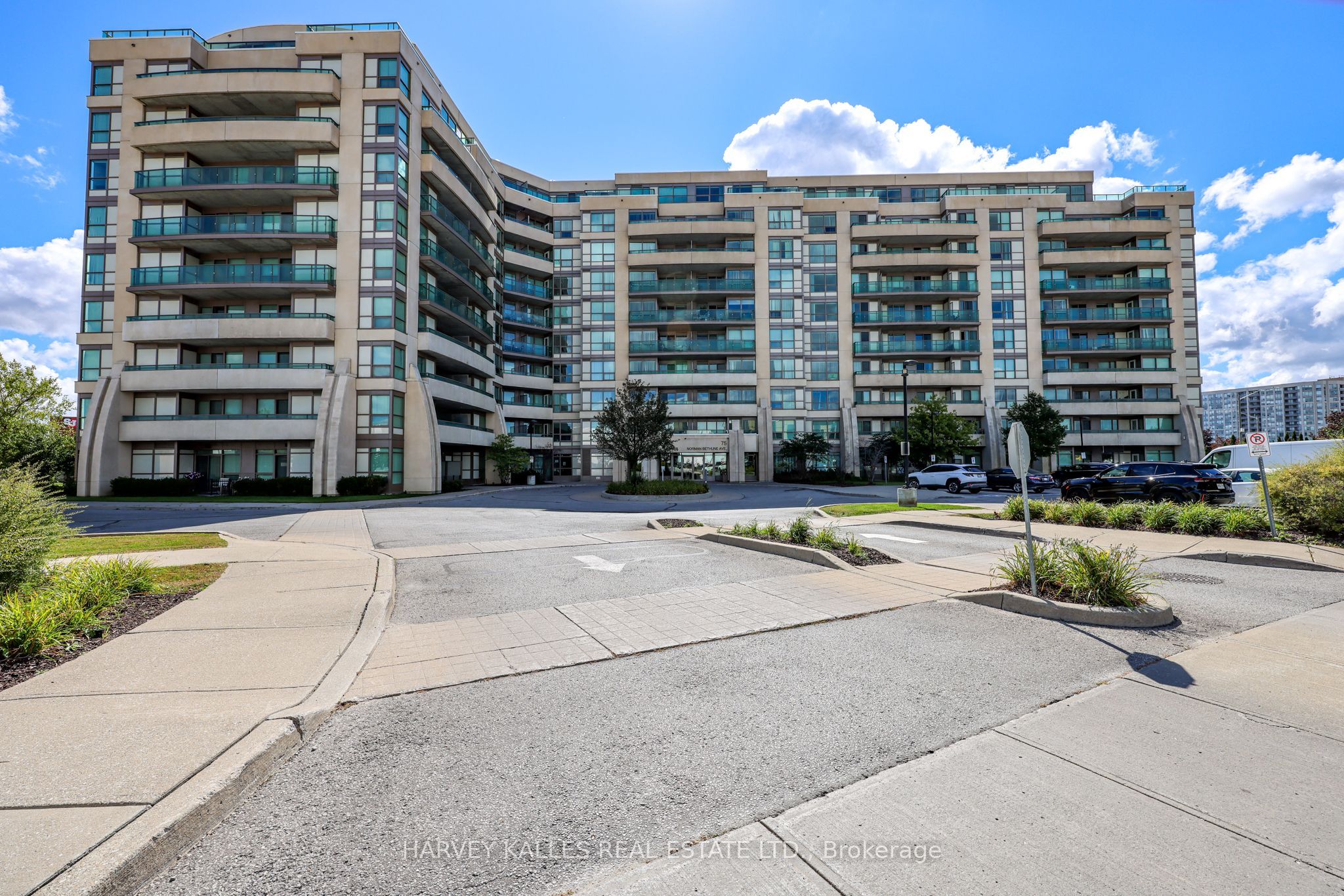 75 Norman Bethune Avenue 317 Property Photo 1