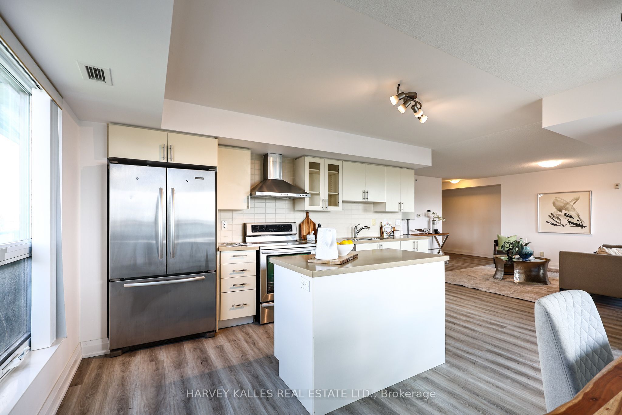 75 Norman Bethune Avenue 317 Property Photo 16